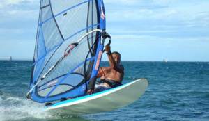windsurf-madryn-planeando
