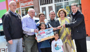Entrega premio en Comodoro